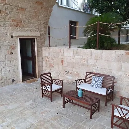 Lamanna House